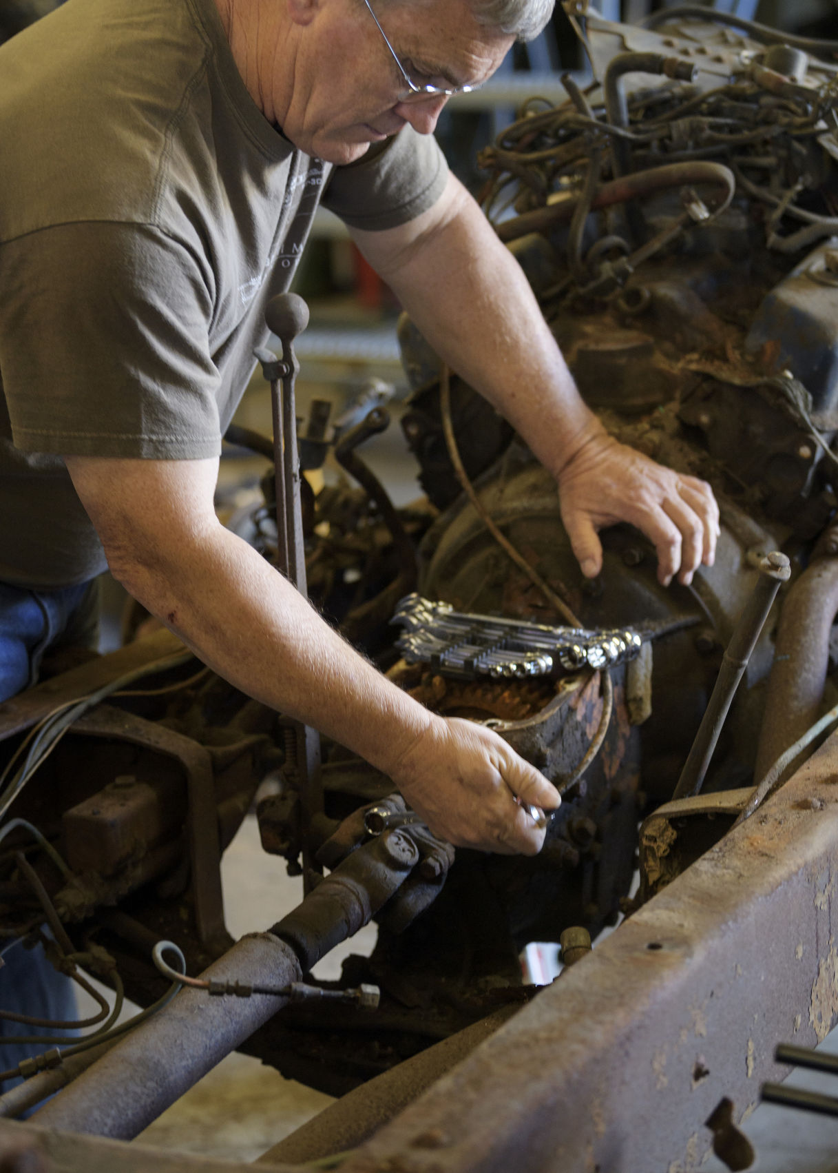 NO.ww2truckrestore.wild.030818.0016